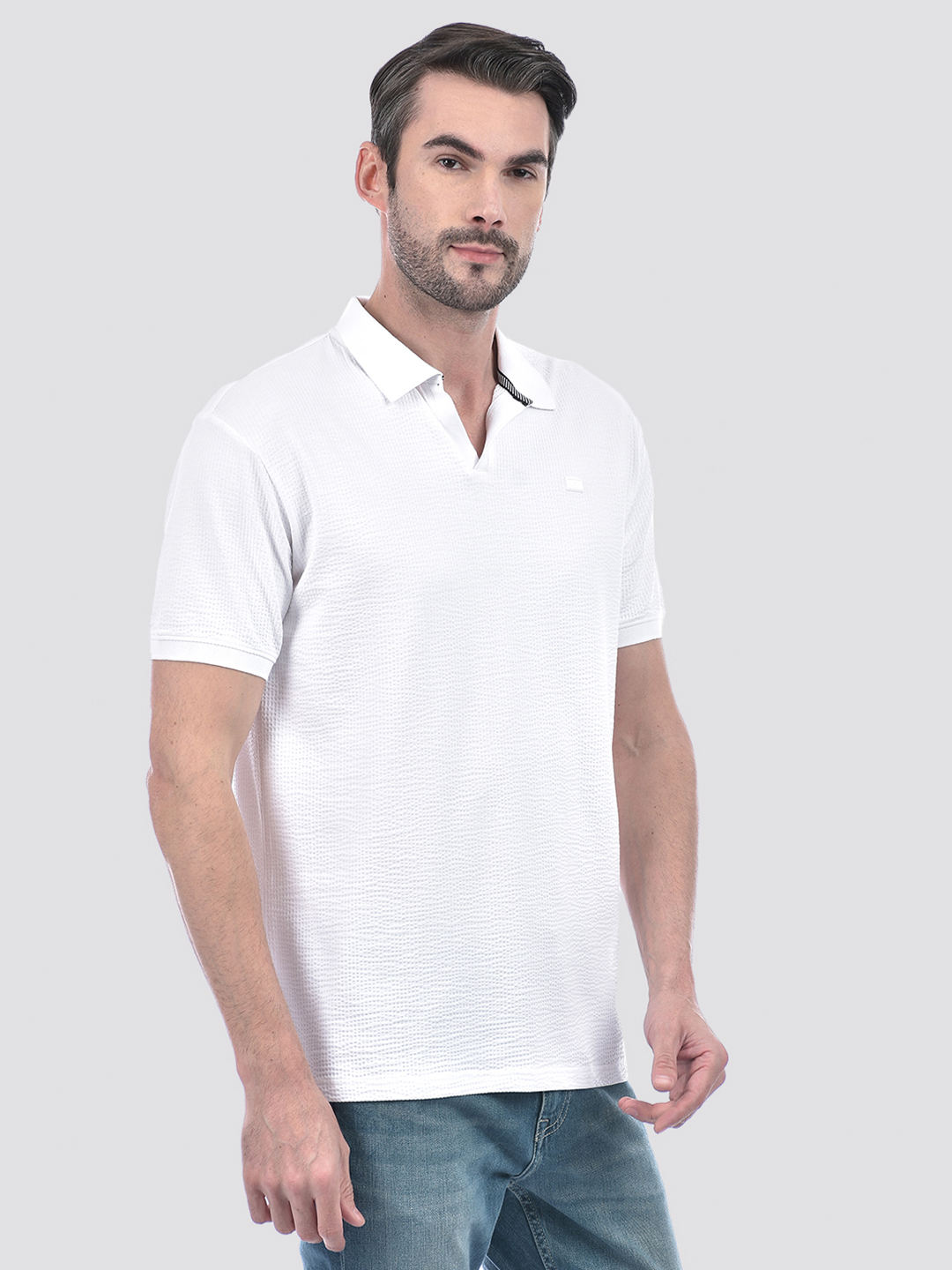 Numero Uno Men Solid White T-Shirt
